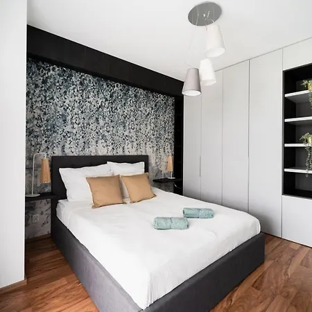 Big - Atal Towers - 3 - Private Parking Place * Вроцлав