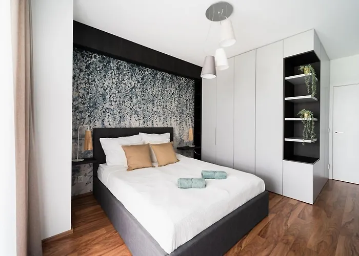 Big - Atal Towers - 3 - Private Parking Place * Wroclaw